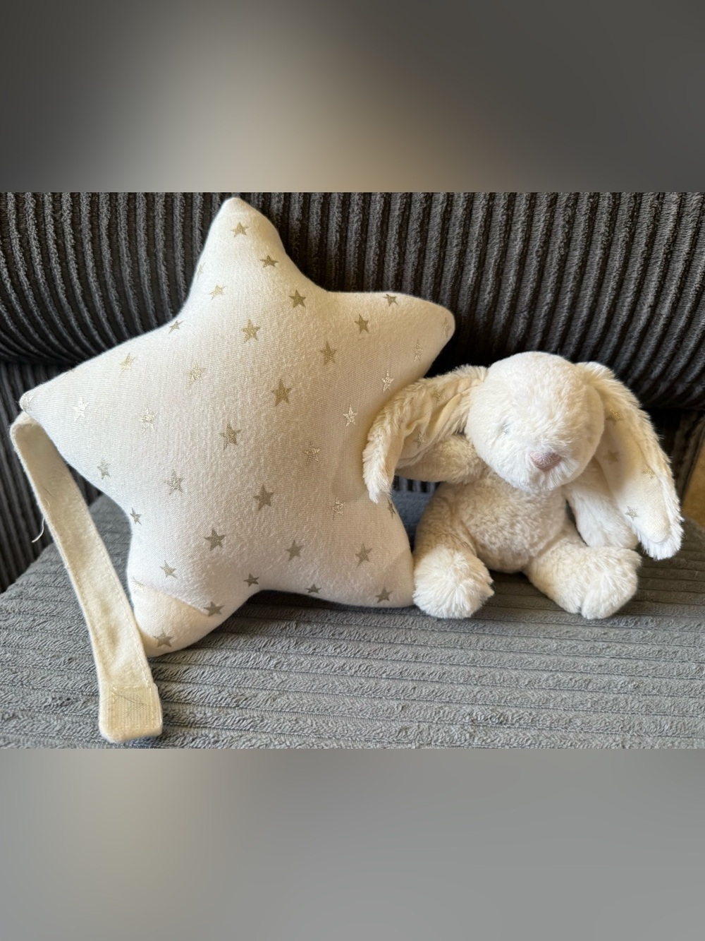 Jellycat Musical Pull Crib Toy Bashful Bunny Rabbit Cream Star Pillow Gold Star